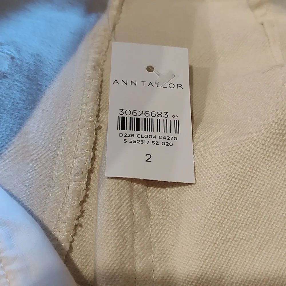 Ann Taylor The Wide Leg High Rise Natural Denim Jean Pants  NWT - Picture 9 of 11